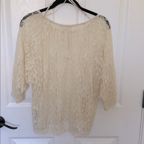 Cream lace blouse - Picture 2 of 4